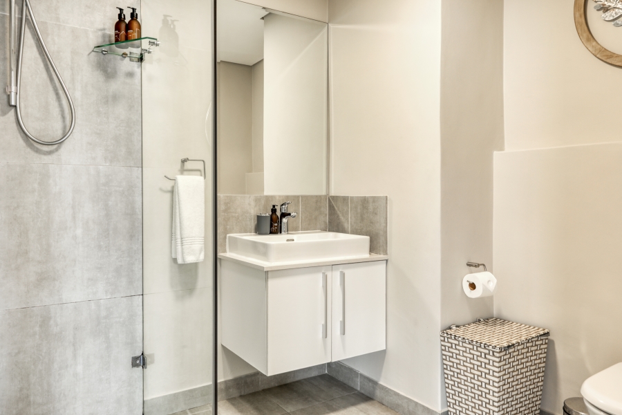 2 Bedroom Property for Sale in De Waterkant Western Cape